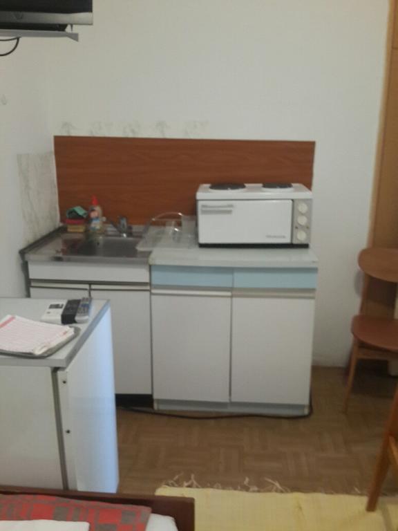 Apartments Andus Свети Стефан Екстериор снимка